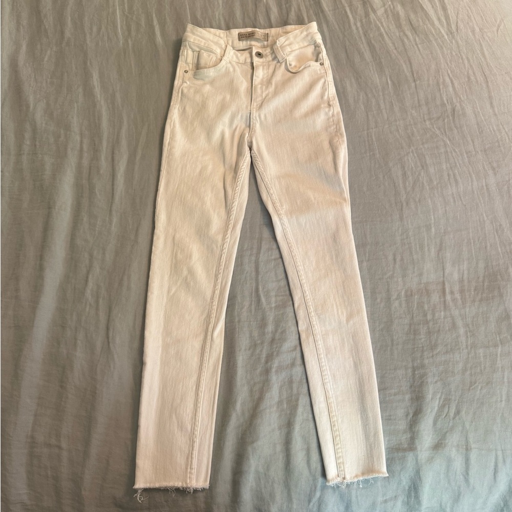 Zara Basic Denim Cream Straight Leg Jeans
